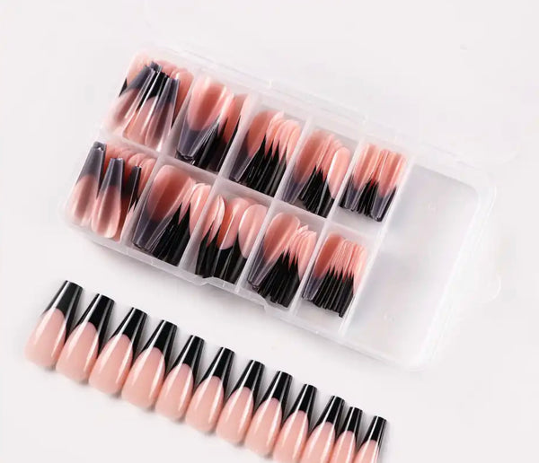 Ballerina glossy 120 pieces black French tip